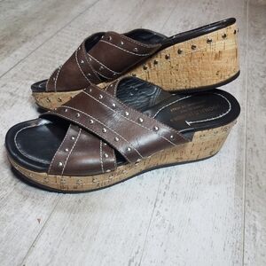 Donald Pliner Syra Brown Strappy Studded Wedges 8